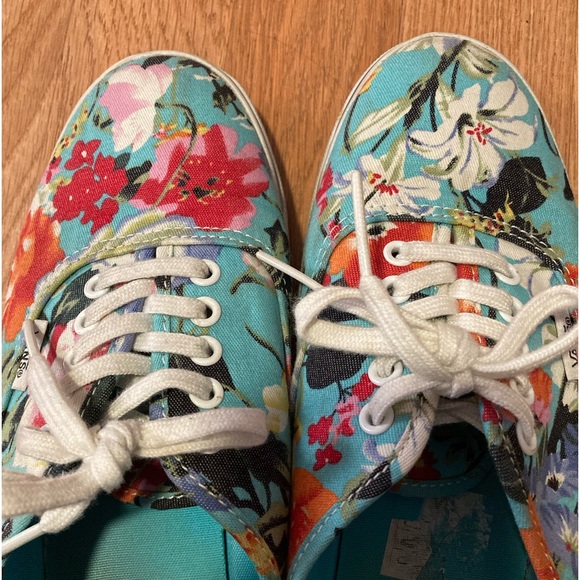 Floral Print Vans🌺 - Picture 6 of 8